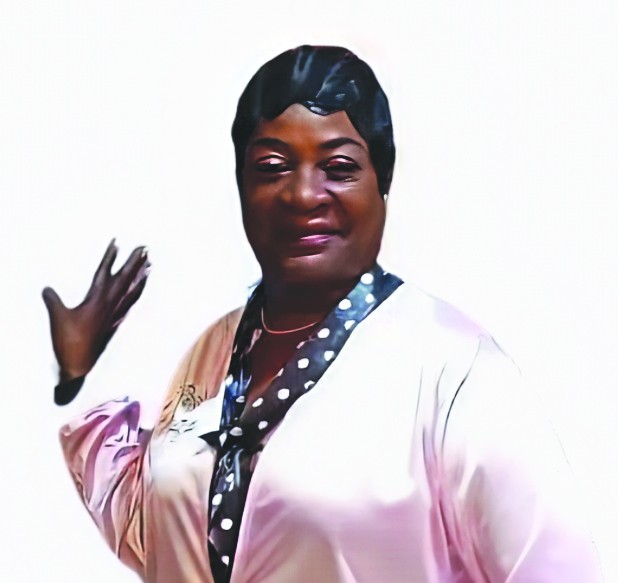 Chandra Debretta Hamilton